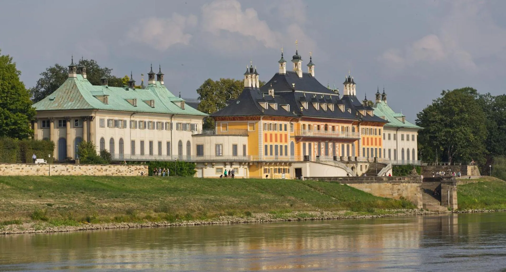 Suite-Der-Villa-Elsa Dresda Germania